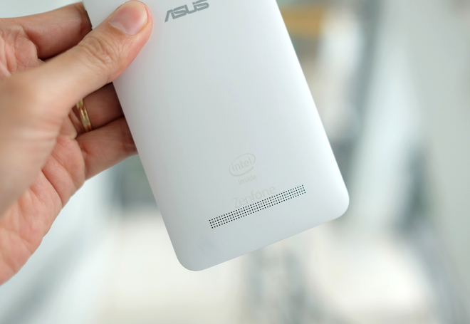 Asus ZenFone 5 chính hãng Việt Nam tăng RAM lên 2 GB