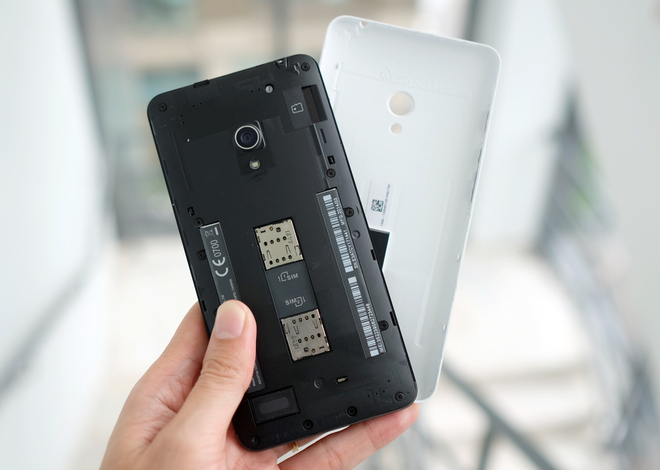 Asus ZenFone 5 chính hãng Việt Nam tăng RAM lên 2 GB