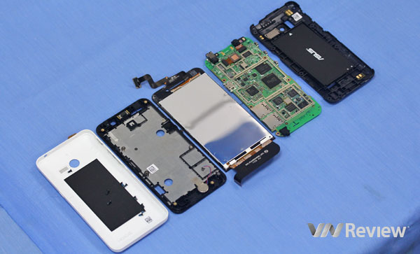 Khám phá bên trong điện thoại giá rẻ Asus Zenfone 4