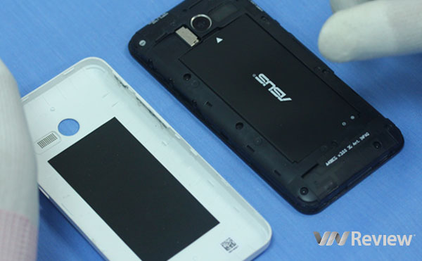 Khám phá bên trong điện thoại giá rẻ Asus Zenfone 4 