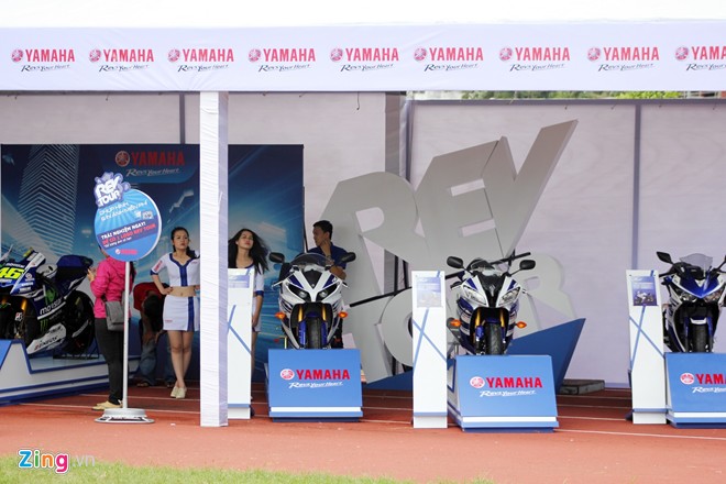 Bộ tứ siêu mô tô cùng màu của Yamaha tại Việt Nam