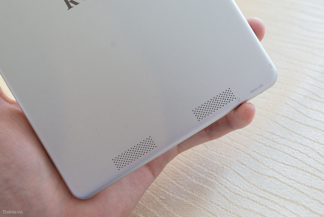 Tablet thương hiệu Việt: ROSA, 8
