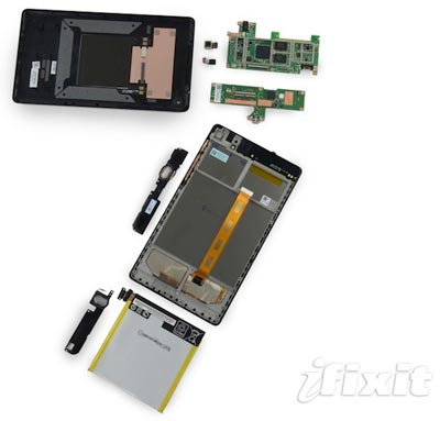 Nexus 7 2013 với sạc không dây, dẽ sửa chữa