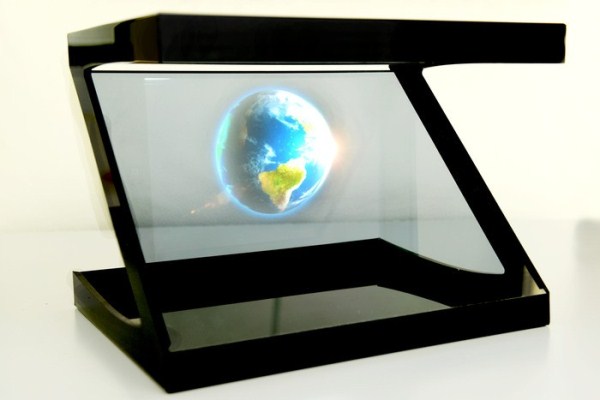 Biến smartphone thành máy chiếu 3D 